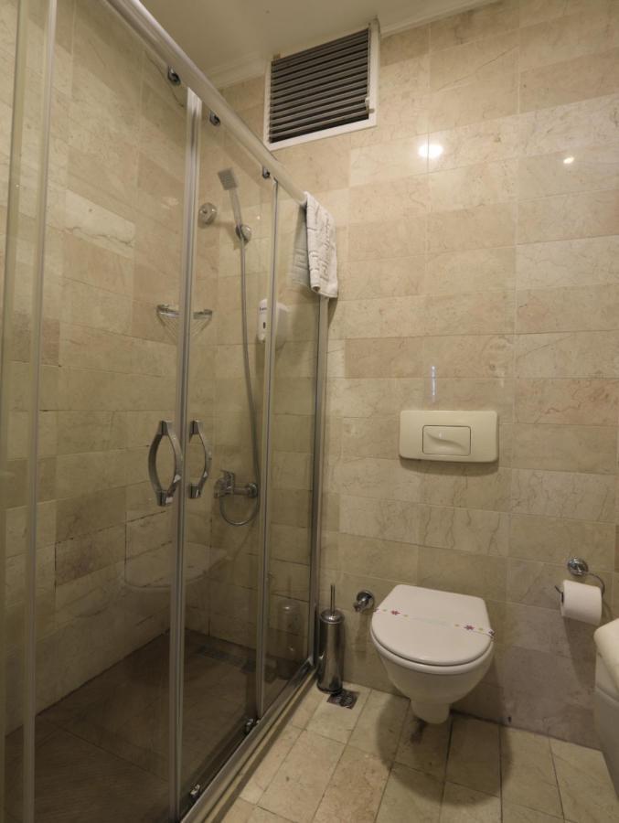 Nil Hotel Istanbul City Center ภายนอก รูปภาพ